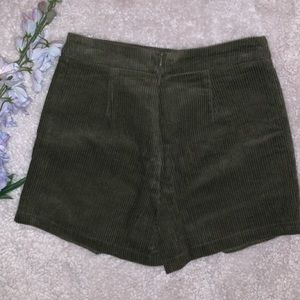 OLIVE GREEN CORDUROY SHORTS XS ALTARDSTATE